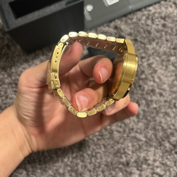 Nixon Sentry Gold Watch - Picture 9 of 10